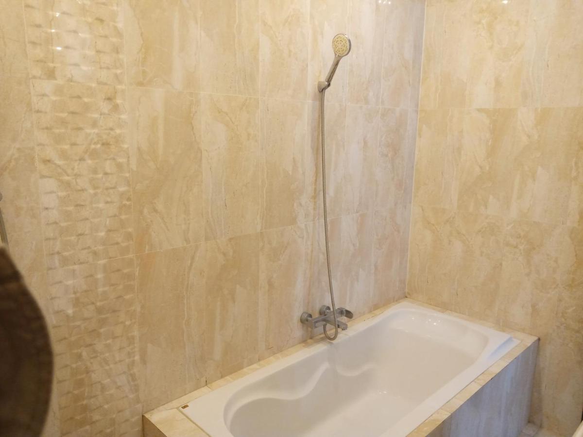 Villa Valencia Batu  Zewnętrze zdjęcie